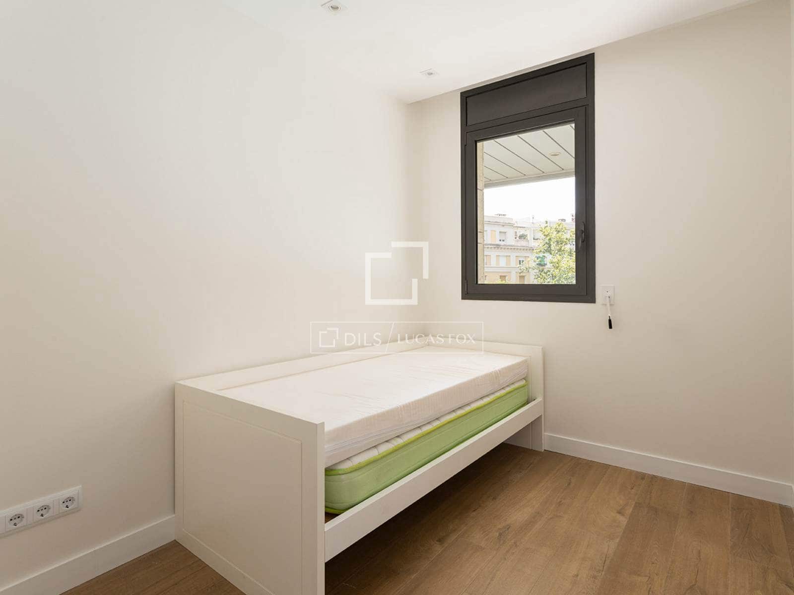 Apartamento de 3 habitaciones en Barcelona ciudad en venta con garaje - 950.000 € (Ref: 9976521)