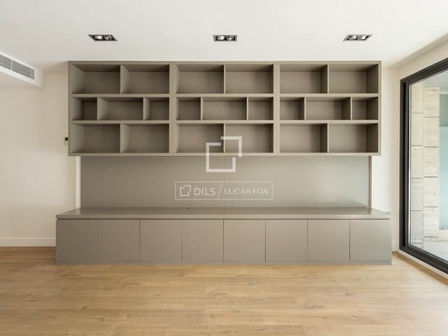 Apartamento de 3 habitaciones en Barcelona ciudad en venta con garaje - 950.000 € (Ref: 9976521)