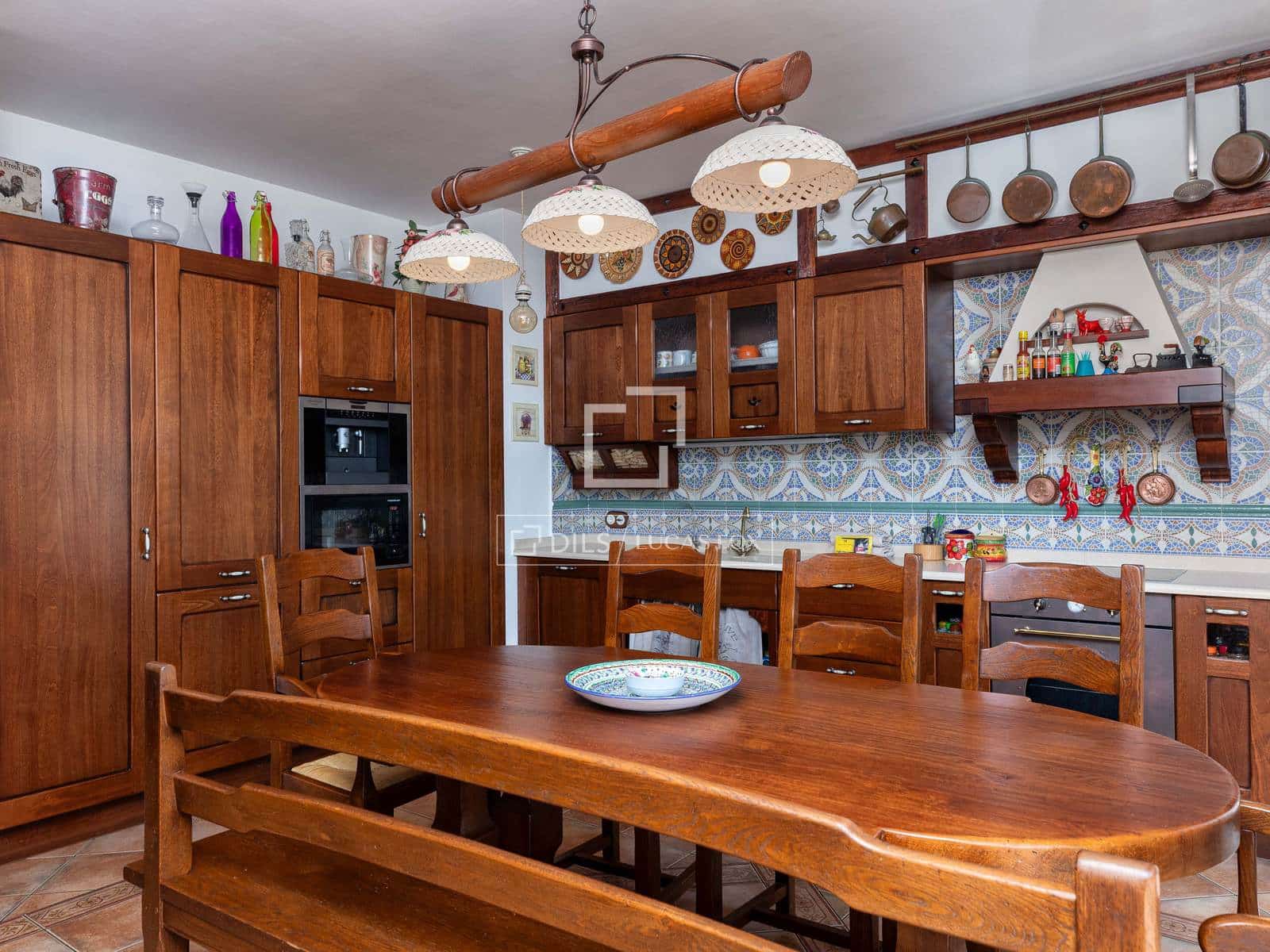 9 soveværelse Villa til salg i Empuriabrava med swimmingpool garage - € 2.870.000 (Ref: 9976522)