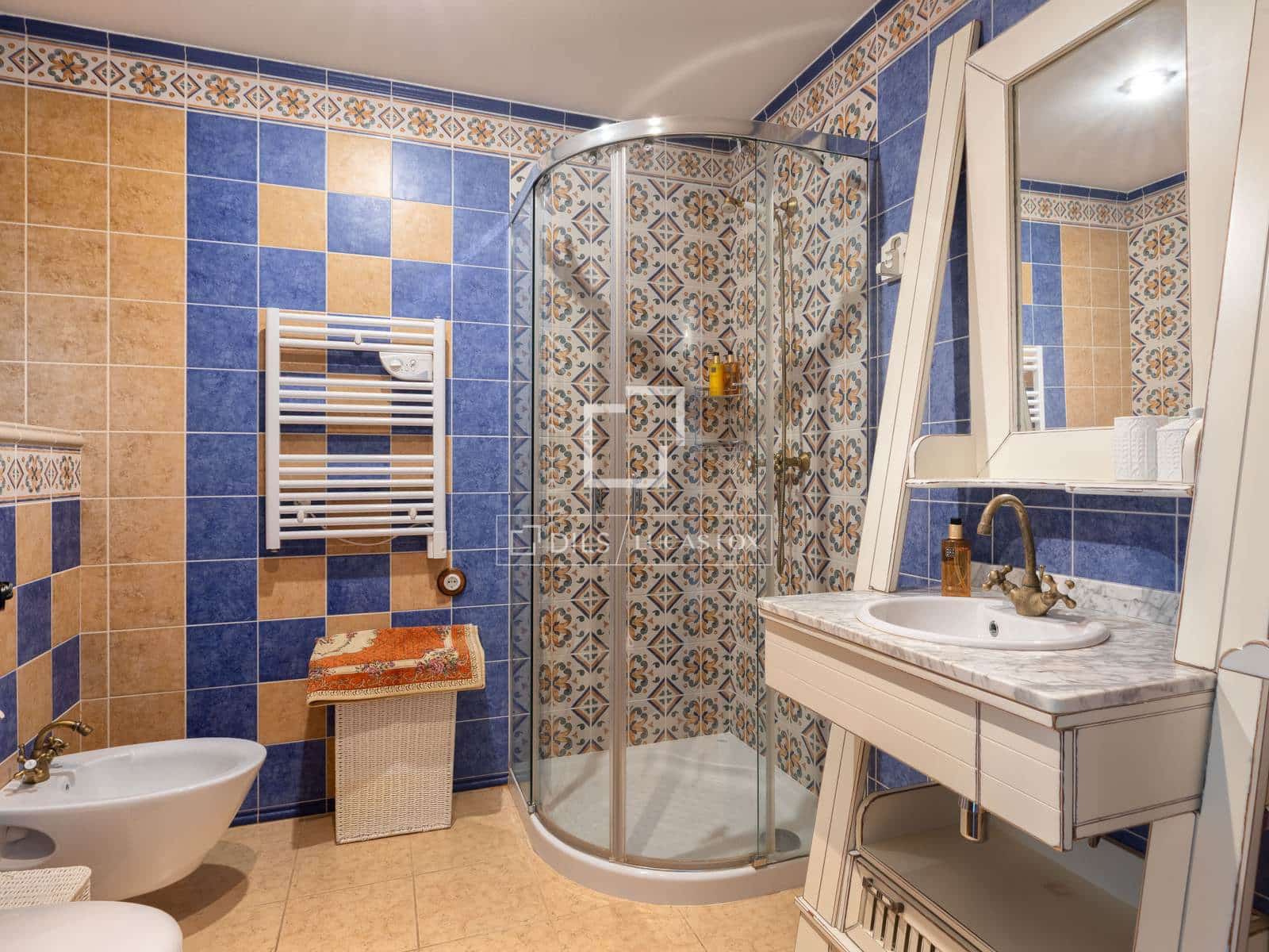 9 soveværelse Villa til salg i Empuriabrava med swimmingpool garage - € 2.870.000 (Ref: 9976522)