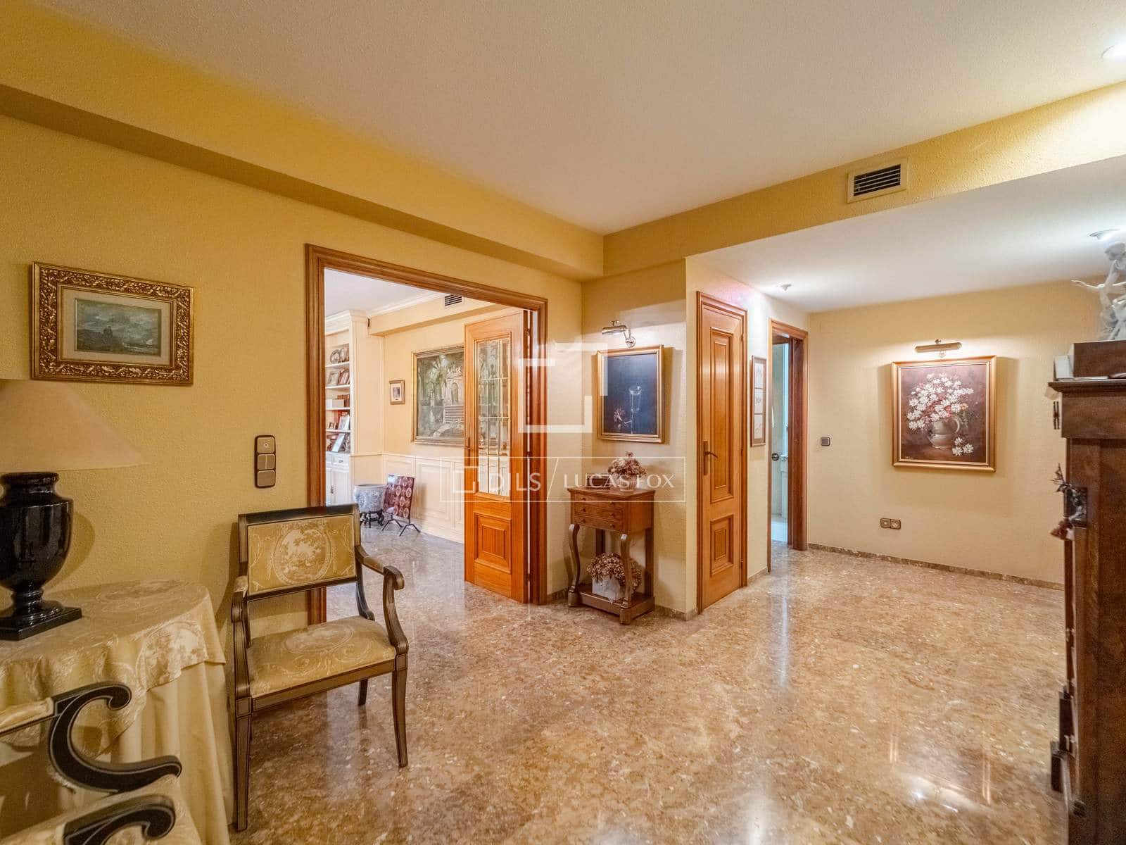 4 soveværelse Lejlighed til salg i Valencia by med garage - € 990.000 (Ref: 9977696)