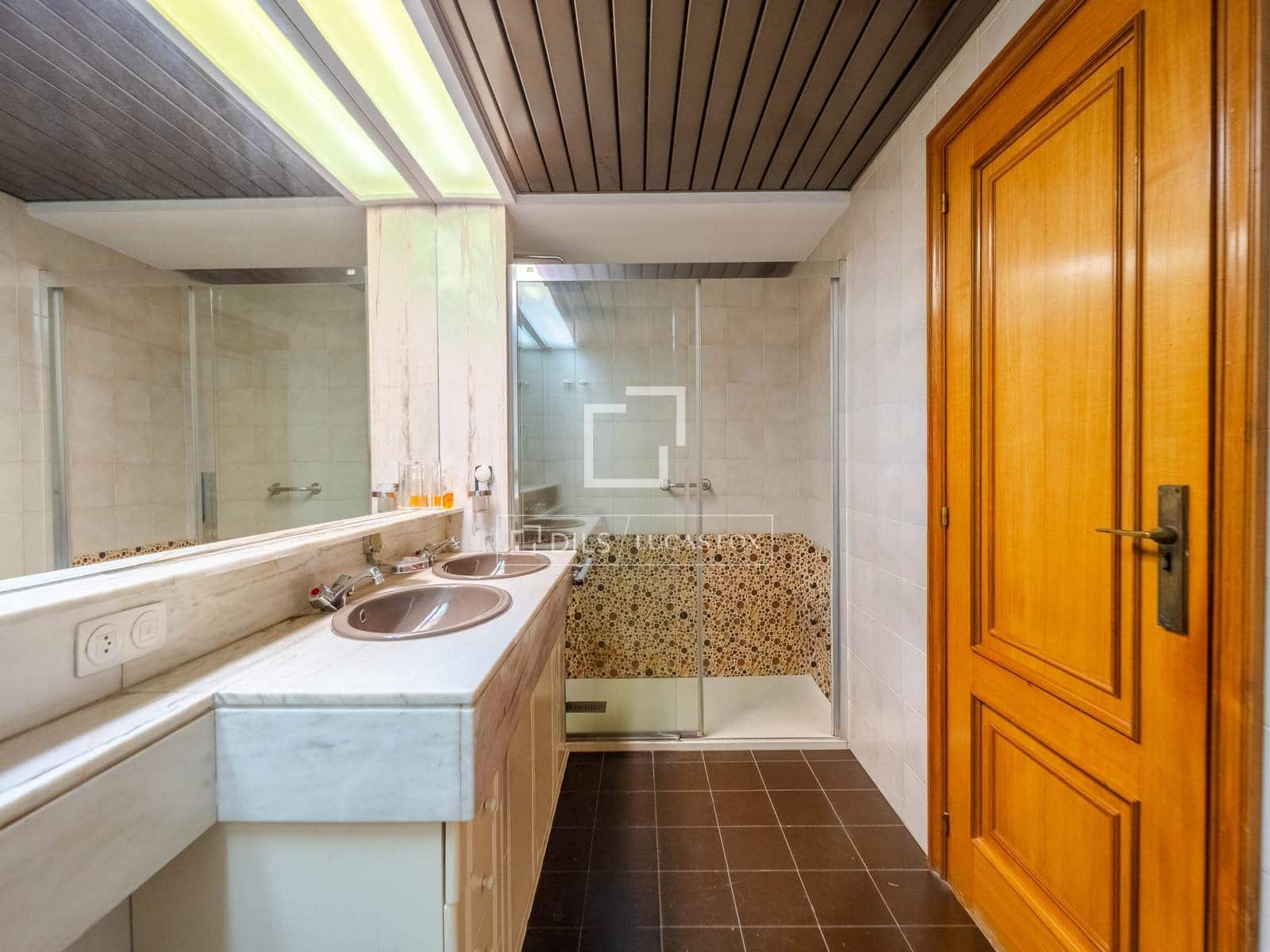 4 soveværelse Lejlighed til salg i Valencia by med garage - € 990.000 (Ref: 9977696)