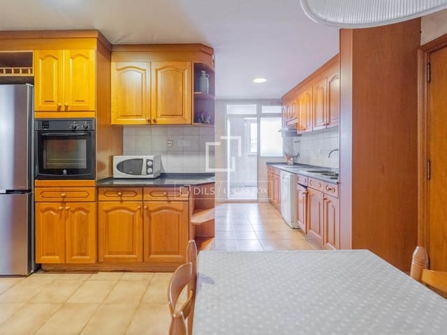 4 soveværelse Lejlighed til salg i Valencia by med garage - € 990.000 (Ref: 9977696)