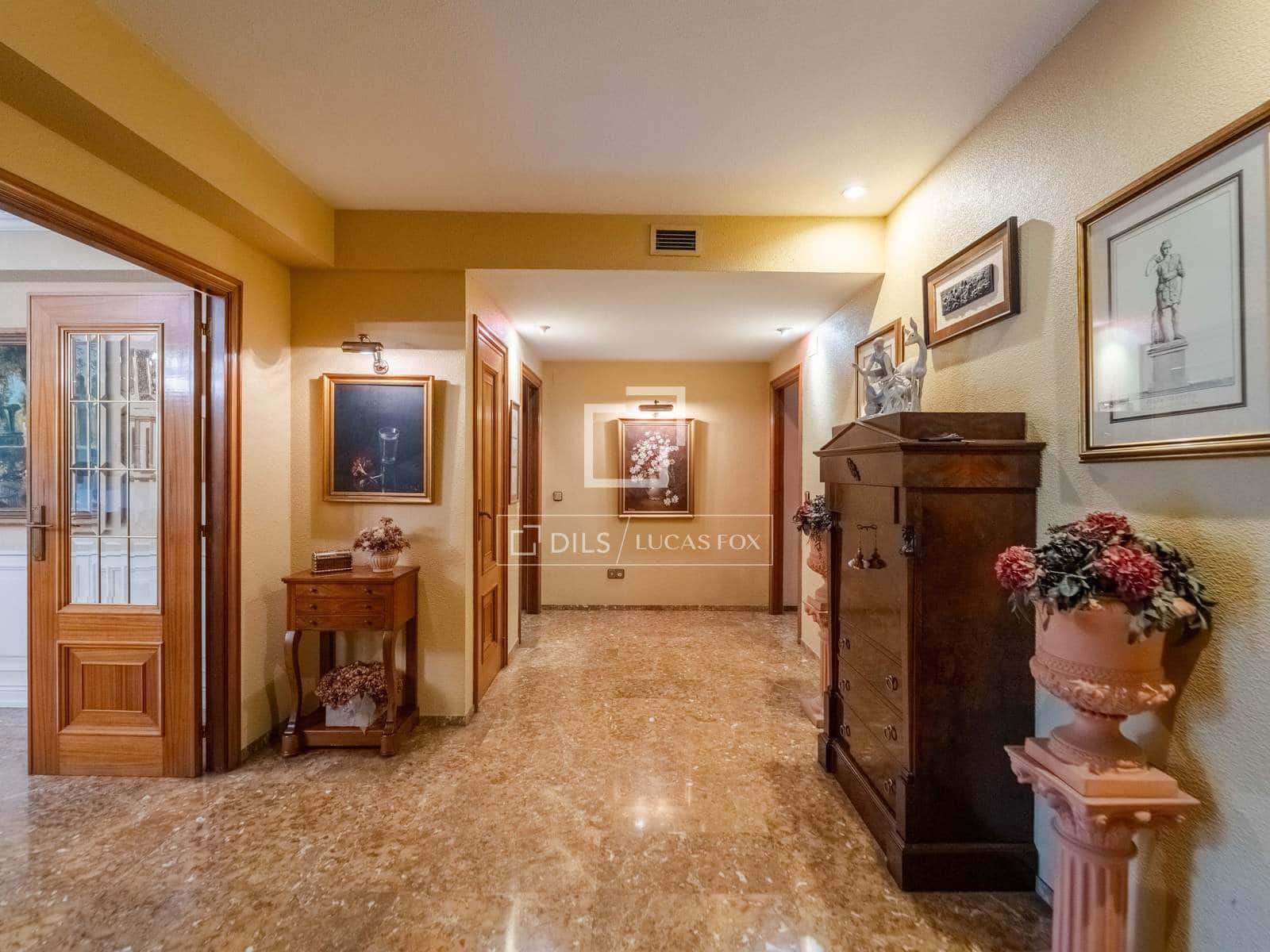 4 soveværelse Lejlighed til salg i Valencia by med garage - € 990.000 (Ref: 9977696)