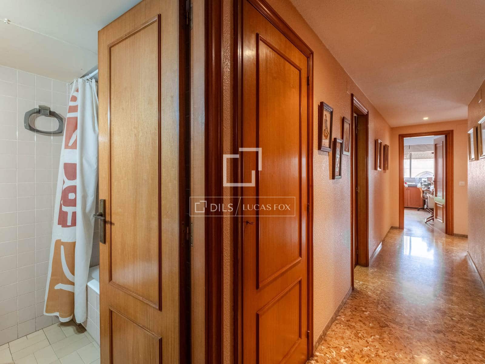 4 soveværelse Lejlighed til salg i Valencia by med garage - € 990.000 (Ref: 9977696)