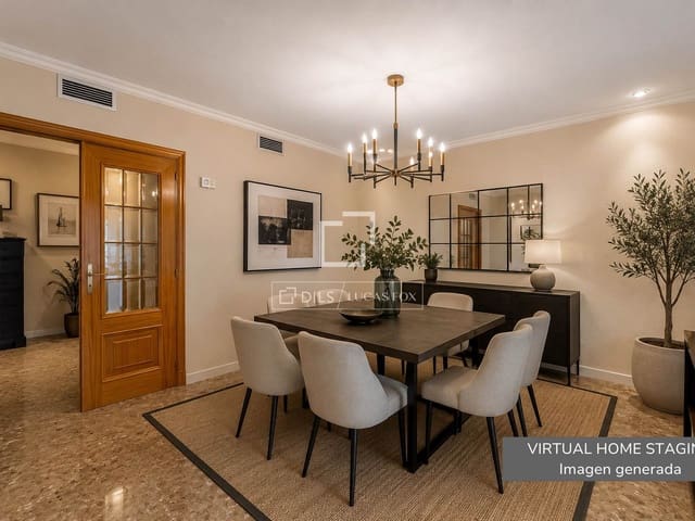 4 bedroom Apartment for sale in Valencia city with garage - € 990,000 (Ref: 9977696)