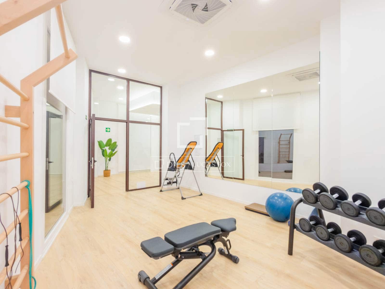 1 Zimmer Apartment zu vermieten in Valencia Stadt mit Garage - 1.800 € (Ref: 9977697)