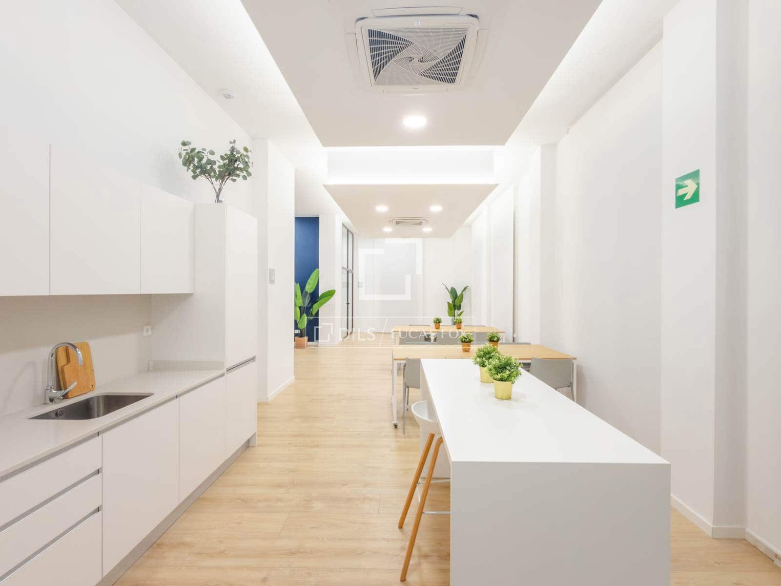 1 Zimmer Apartment zu vermieten in Valencia Stadt mit Garage - 1.800 € (Ref: 9977697)