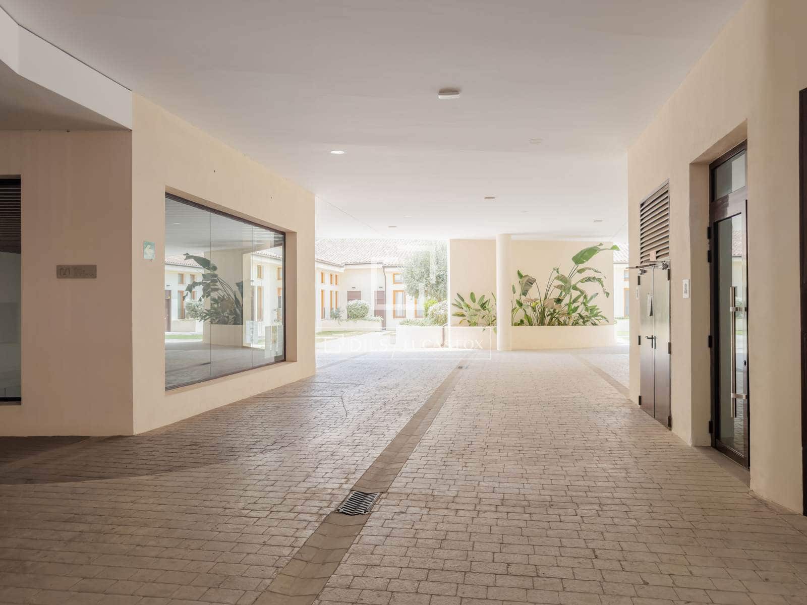 1 Zimmer Apartment zu vermieten in Valencia Stadt mit Garage - 1.800 € (Ref: 9977697)