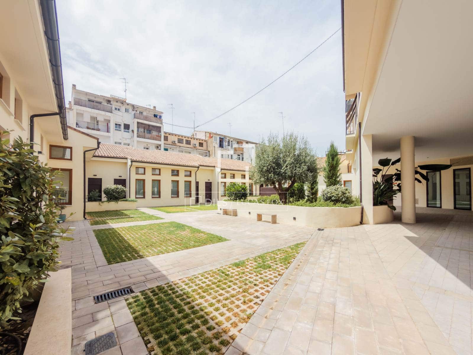 1 Zimmer Apartment zu vermieten in Valencia Stadt mit Garage - 1.800 € (Ref: 9977697)
