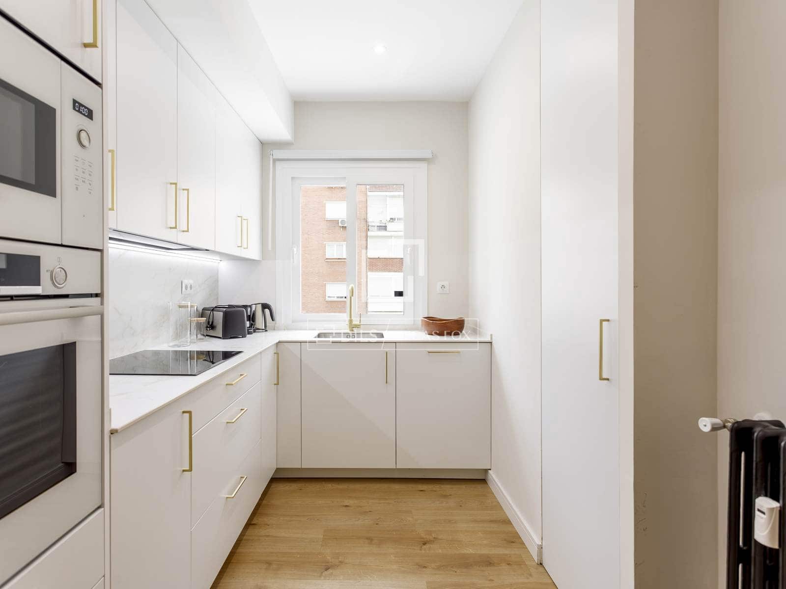 3 Zimmer Apartment zu vermieten in Madrid Stadt - 3.900 € (Ref: 9977873)
