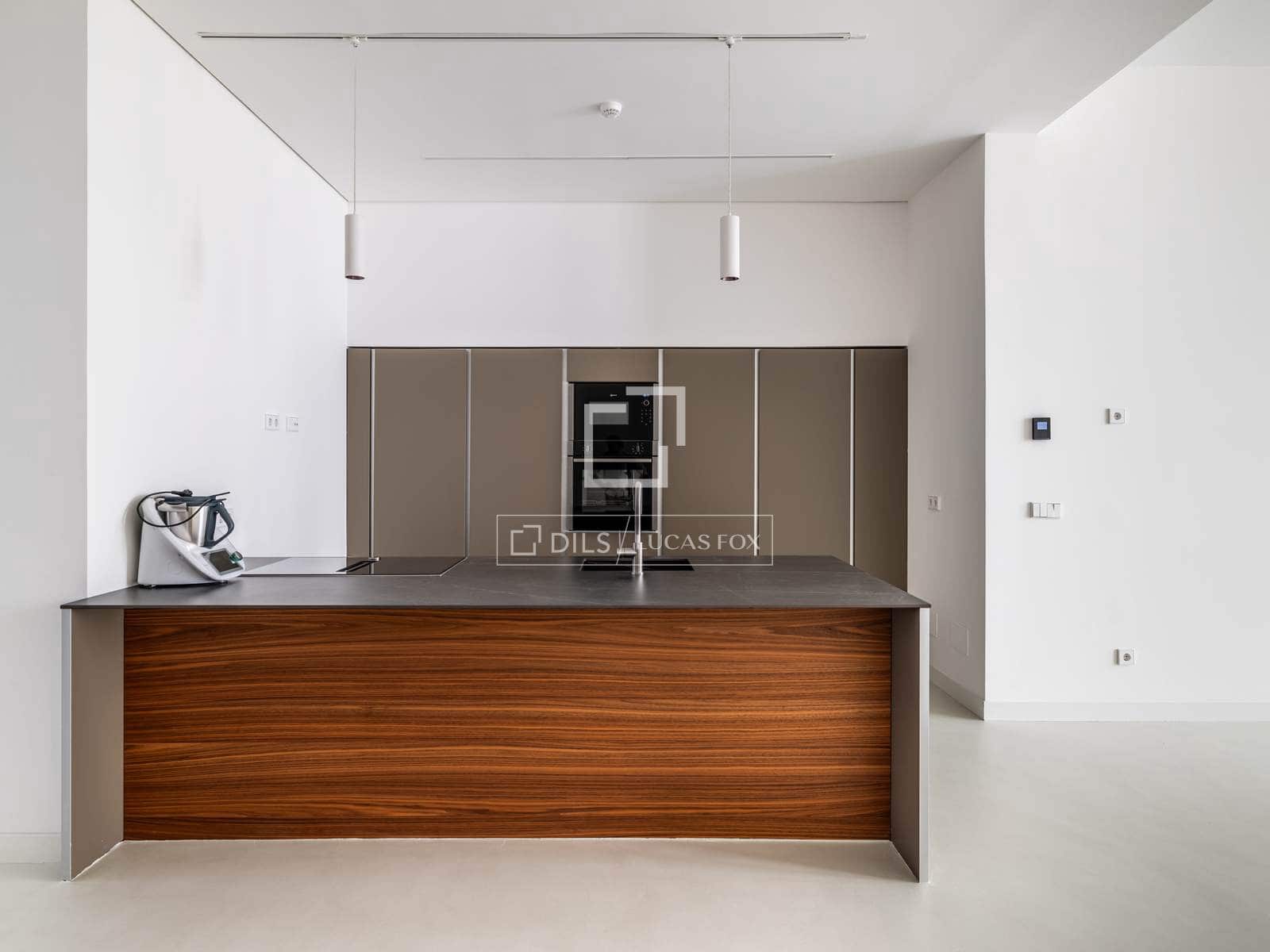 2 Zimmer Apartment zu verkaufen in Madrid Stadt mit Pool Garage - 1.400.000 € (Ref: 9977874)