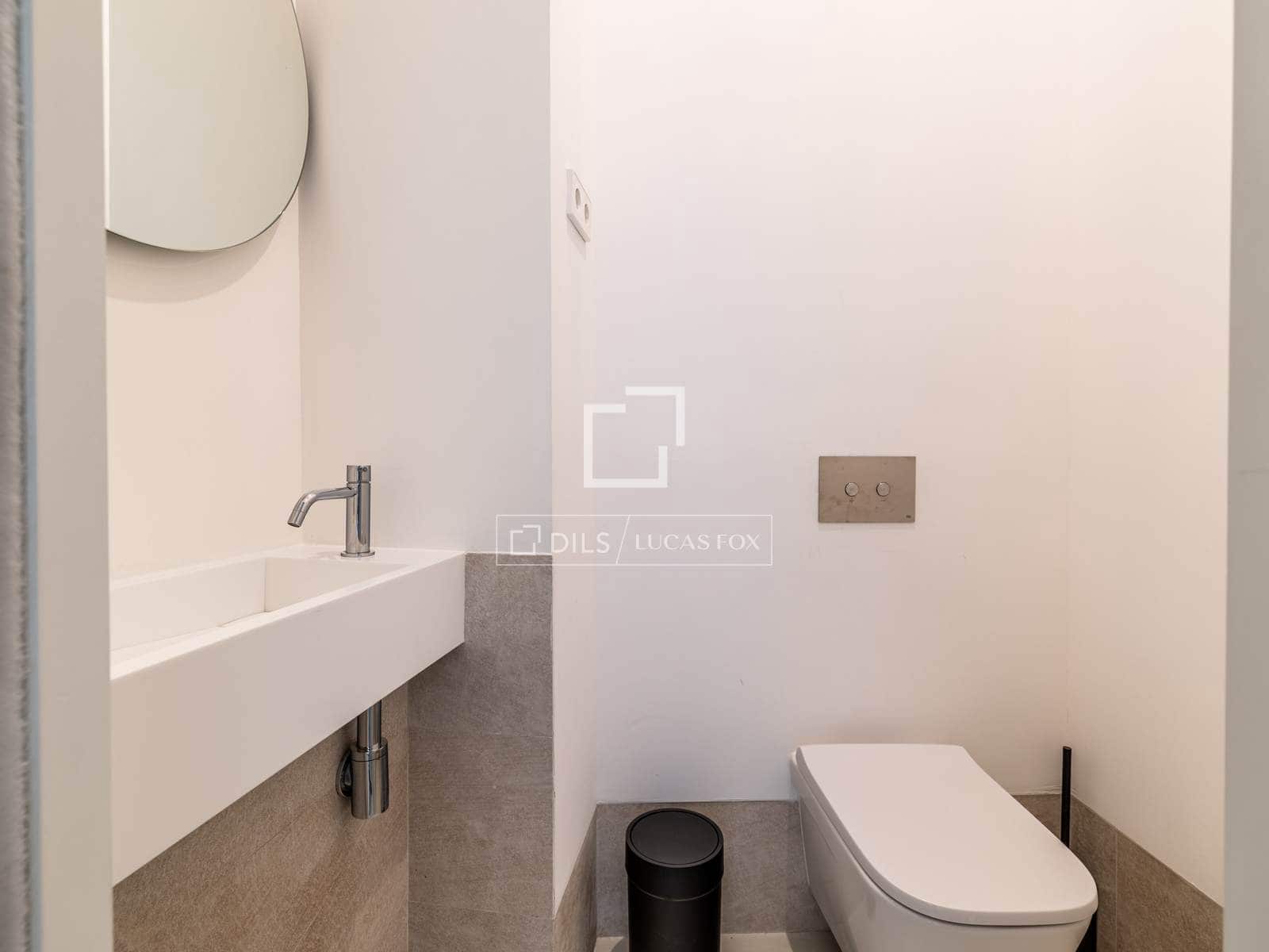 2 Zimmer Apartment zu verkaufen in Madrid Stadt mit Pool Garage - 1.400.000 € (Ref: 9977874)