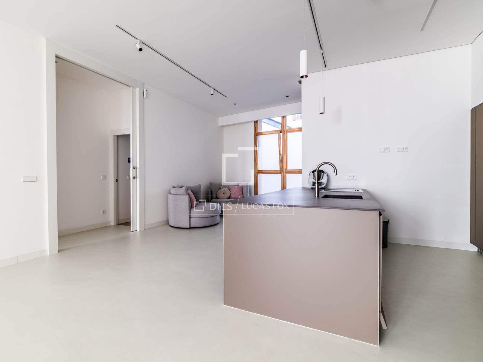 2 Zimmer Apartment zu verkaufen in Madrid Stadt mit Pool Garage - 1.400.000 € (Ref: 9977874)
