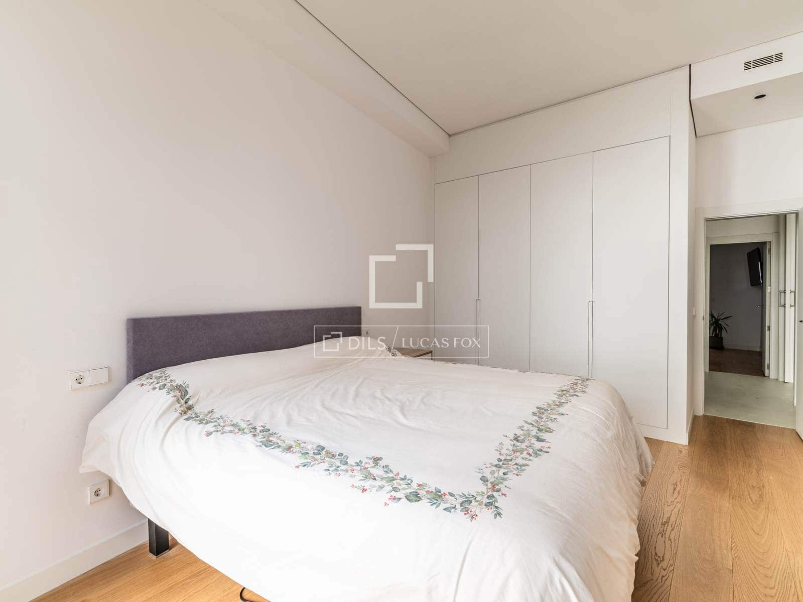 2 Zimmer Apartment zu verkaufen in Madrid Stadt mit Pool Garage - 1.400.000 € (Ref: 9977874)