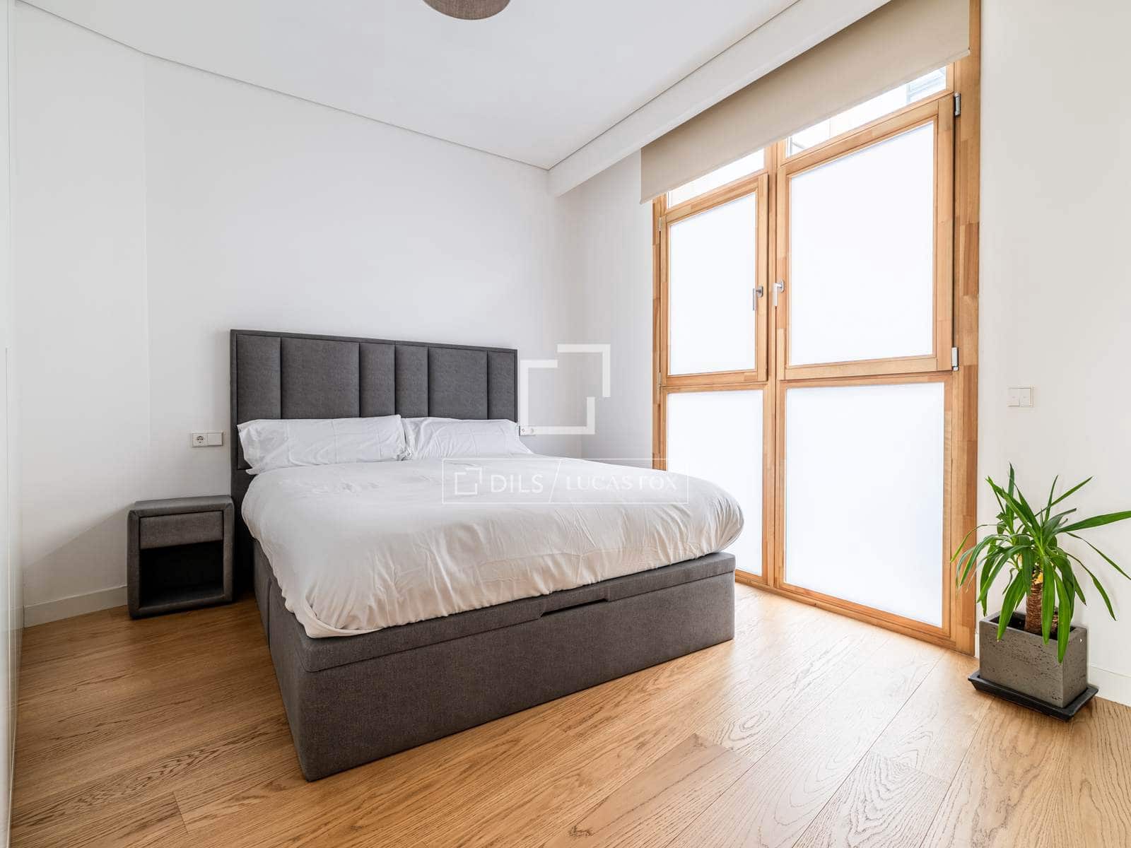 2 Zimmer Apartment zu verkaufen in Madrid Stadt mit Pool Garage - 1.400.000 € (Ref: 9977874)