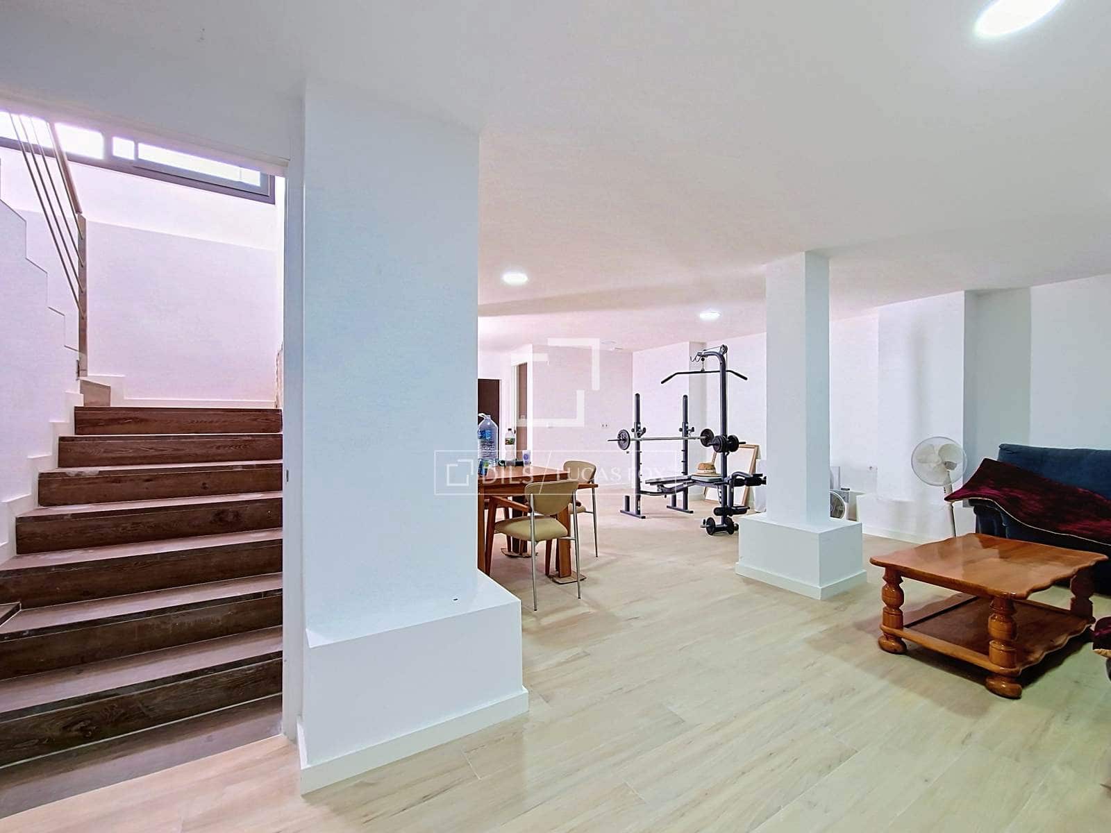 3 sovrum Villa till salu i Vilanova i la Geltru med garage - 595 000 € (Ref: 9977876)