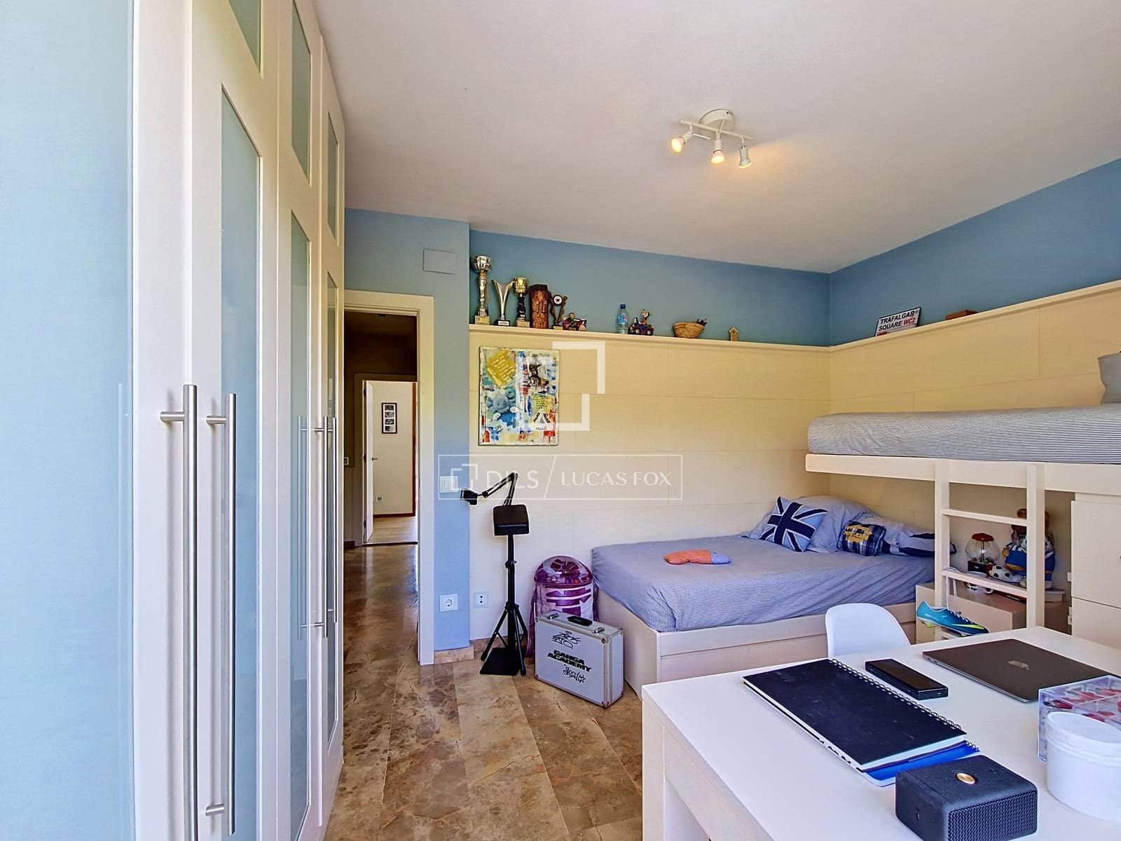 3 slaapkamer Villa te koop in Vilanova i la Geltru met zwembad garage - € 615.000 (Ref: 9977877)