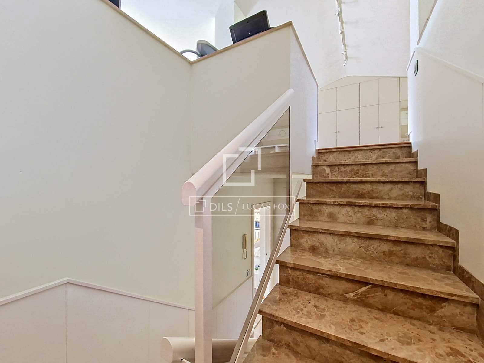 3 slaapkamer Villa te koop in Vilanova i la Geltru met zwembad garage - € 615.000 (Ref: 9977877)