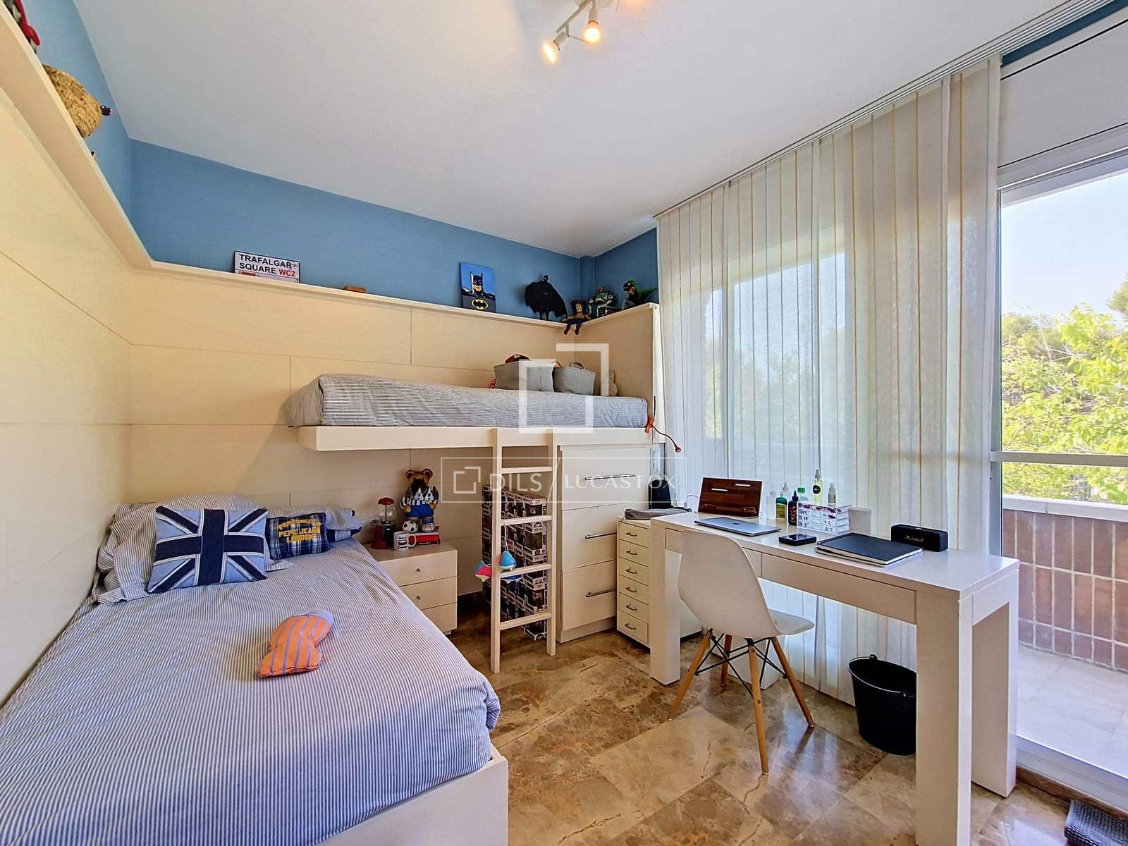 3 slaapkamer Villa te koop in Vilanova i la Geltru met zwembad garage - € 615.000 (Ref: 9977877)
