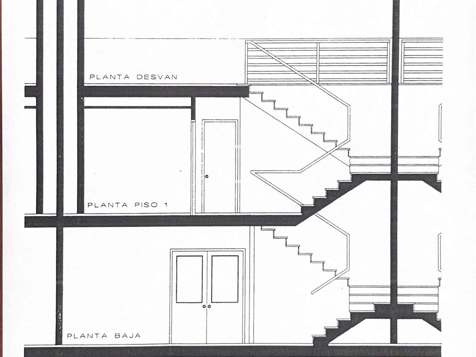 3 quarto Moradia para venda em Vilanova i la Geltru com piscina garagem - 615 000 € (Ref: 9977877)