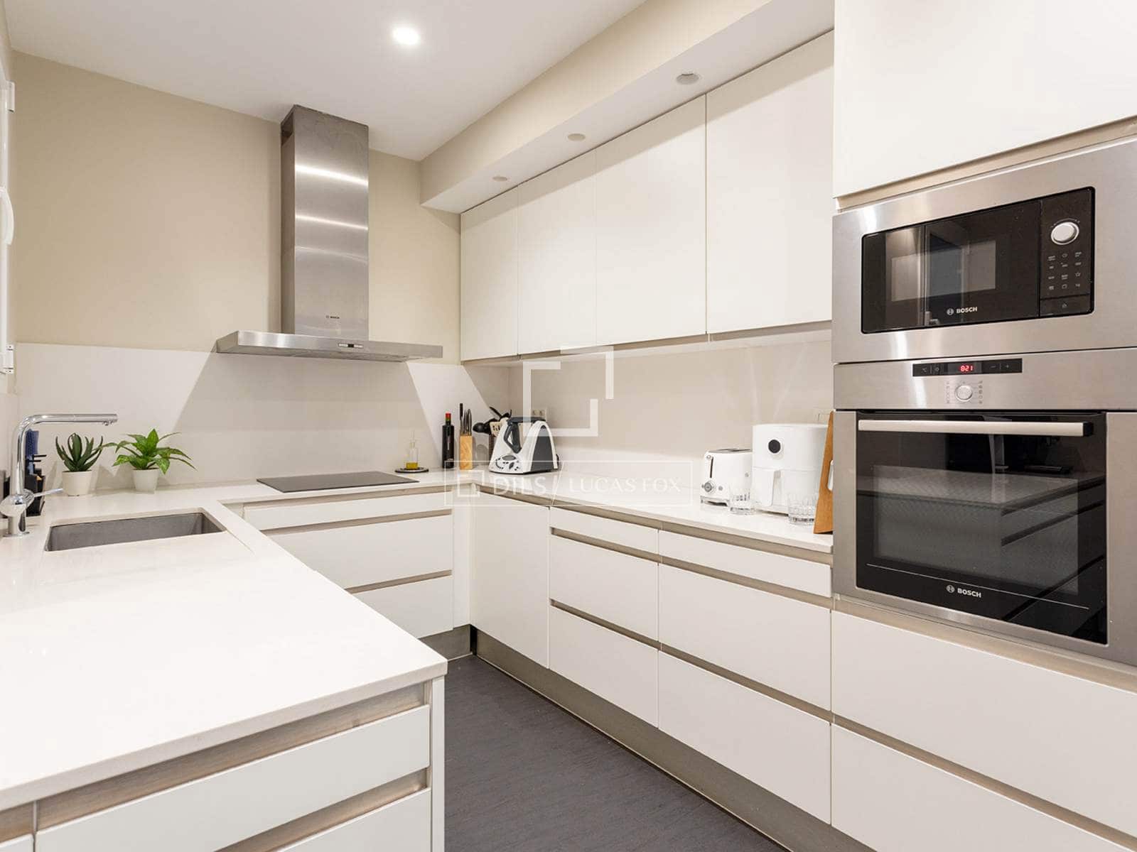 Apartamento de 3 habitaciones en Barcelona ciudad en venta - 1.150.000 € (Ref: 9977950)