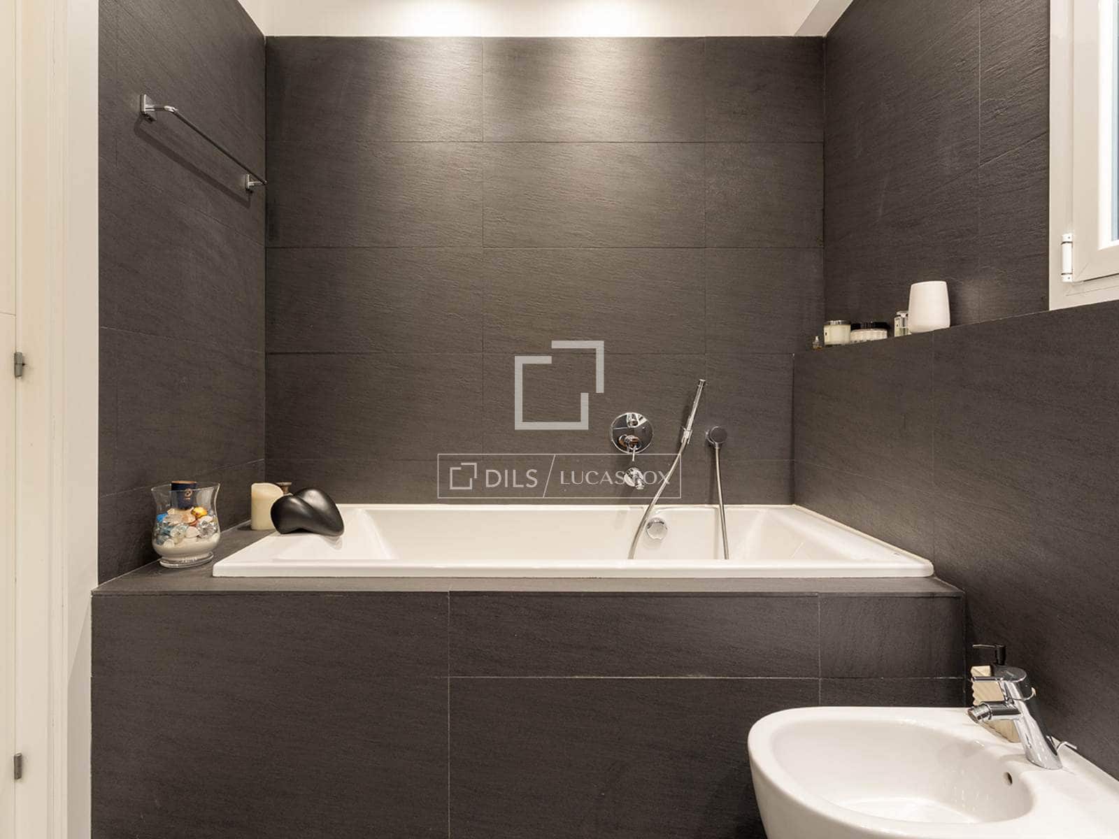 Apartamento de 3 habitaciones en Barcelona ciudad en venta - 1.150.000 € (Ref: 9977950)