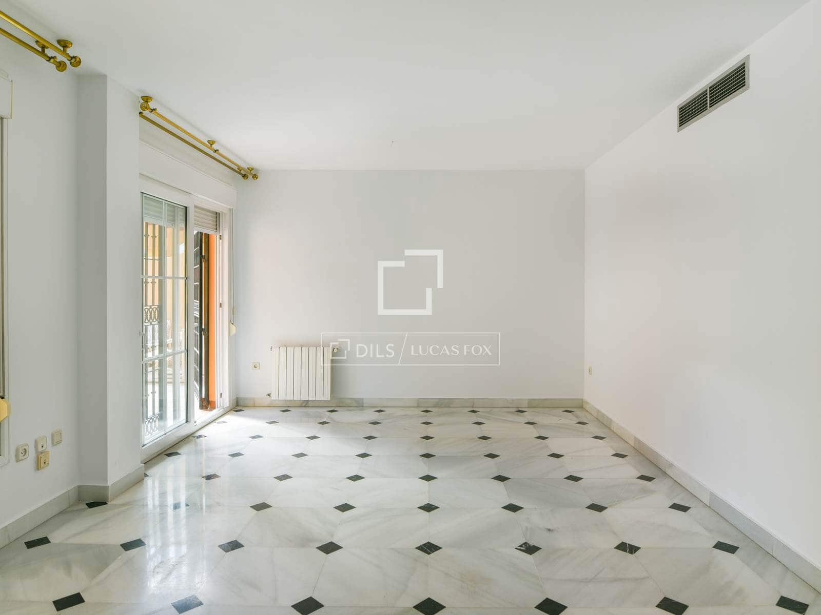 3 sovrum Lägenhet att hyra i Malaga stad med pool garage - 2 500 € (Ref: 9977951)