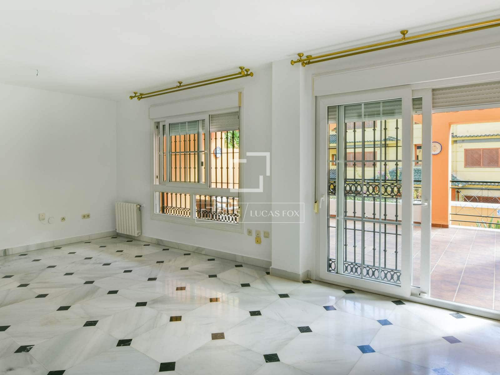 3 sovrum Lägenhet att hyra i Malaga stad med pool garage - 2 500 € (Ref: 9977951)