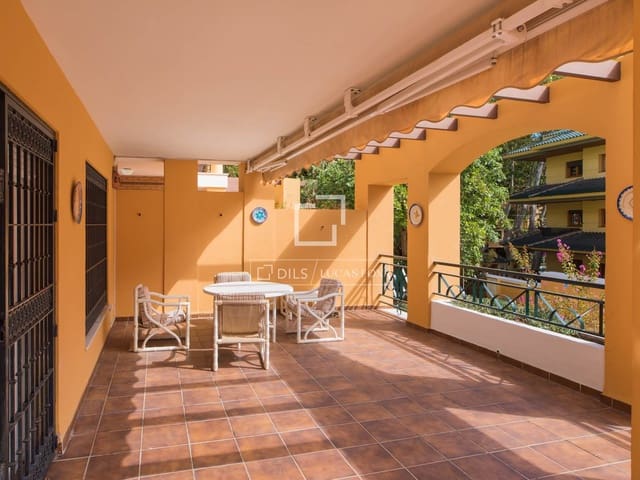 3 soverom Leilighet til leie i Málaga by med svømmebasseng garasje - € 2 500 (Ref: 9977951)
