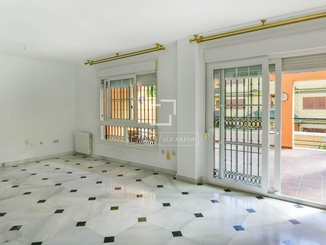 3 soverom Leilighet til leie i Málaga by med svømmebasseng garasje - € 2 500 (Ref: 9977951)