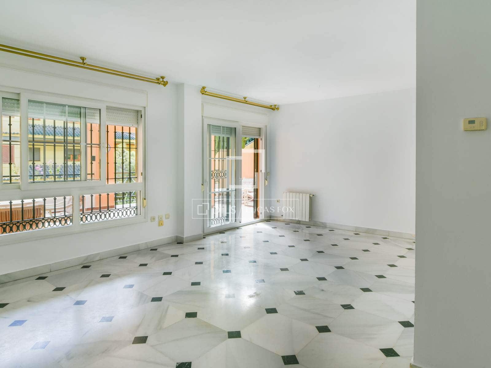 3 sovrum Lägenhet att hyra i Malaga stad med pool garage - 2 500 € (Ref: 9977951)