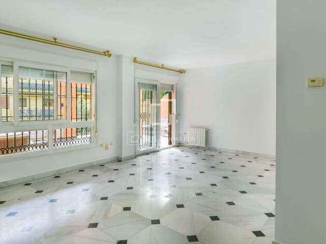 3 soverom Leilighet til leie i Málaga by med svømmebasseng garasje - € 2 500 (Ref: 9977951)
