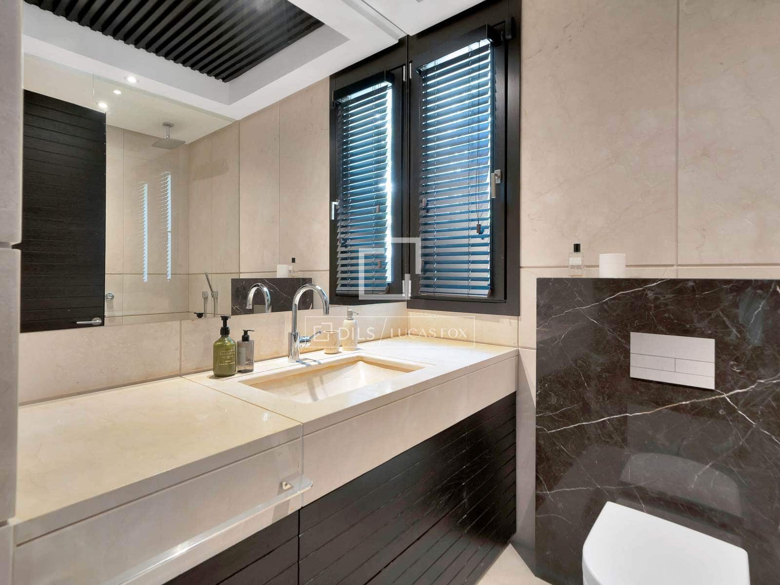 Chalet de 6 habitaciones en Benahavís en venta con piscina garaje - 15.000.000 € (Ref: 9978022)