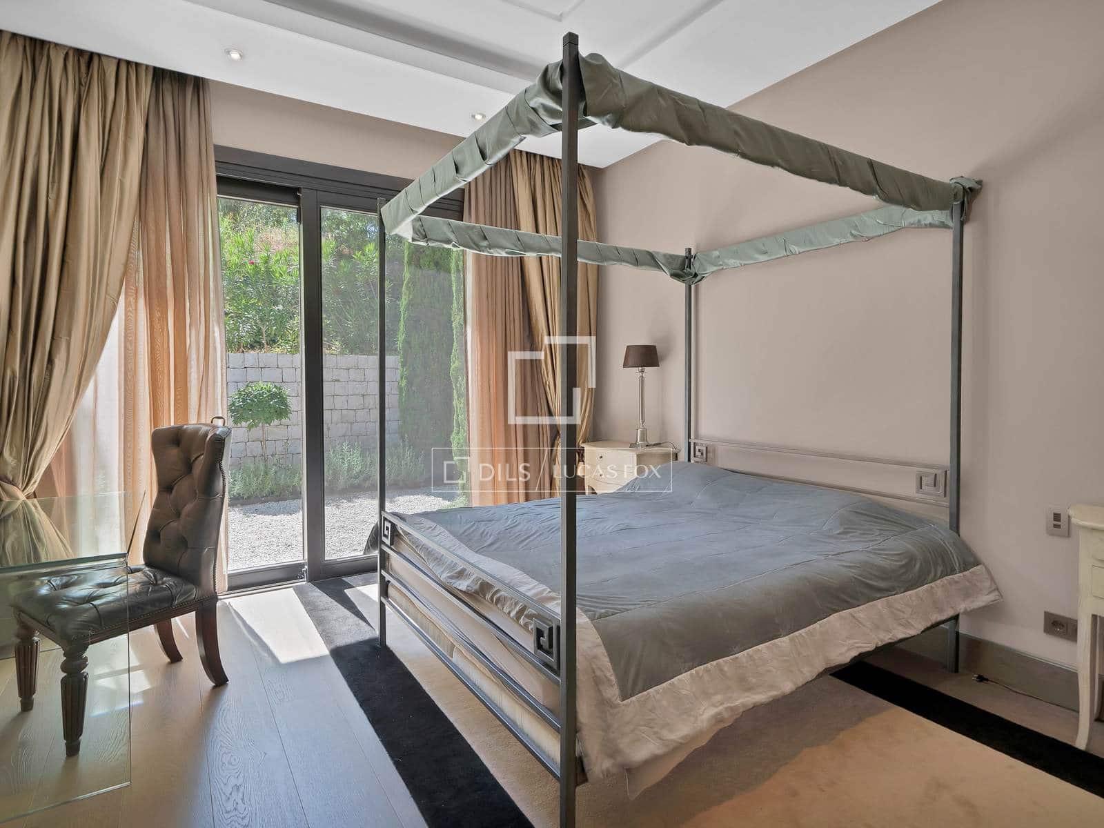 Chalet de 6 habitaciones en Benahavís en venta con piscina garaje - 15.000.000 € (Ref: 9978022)