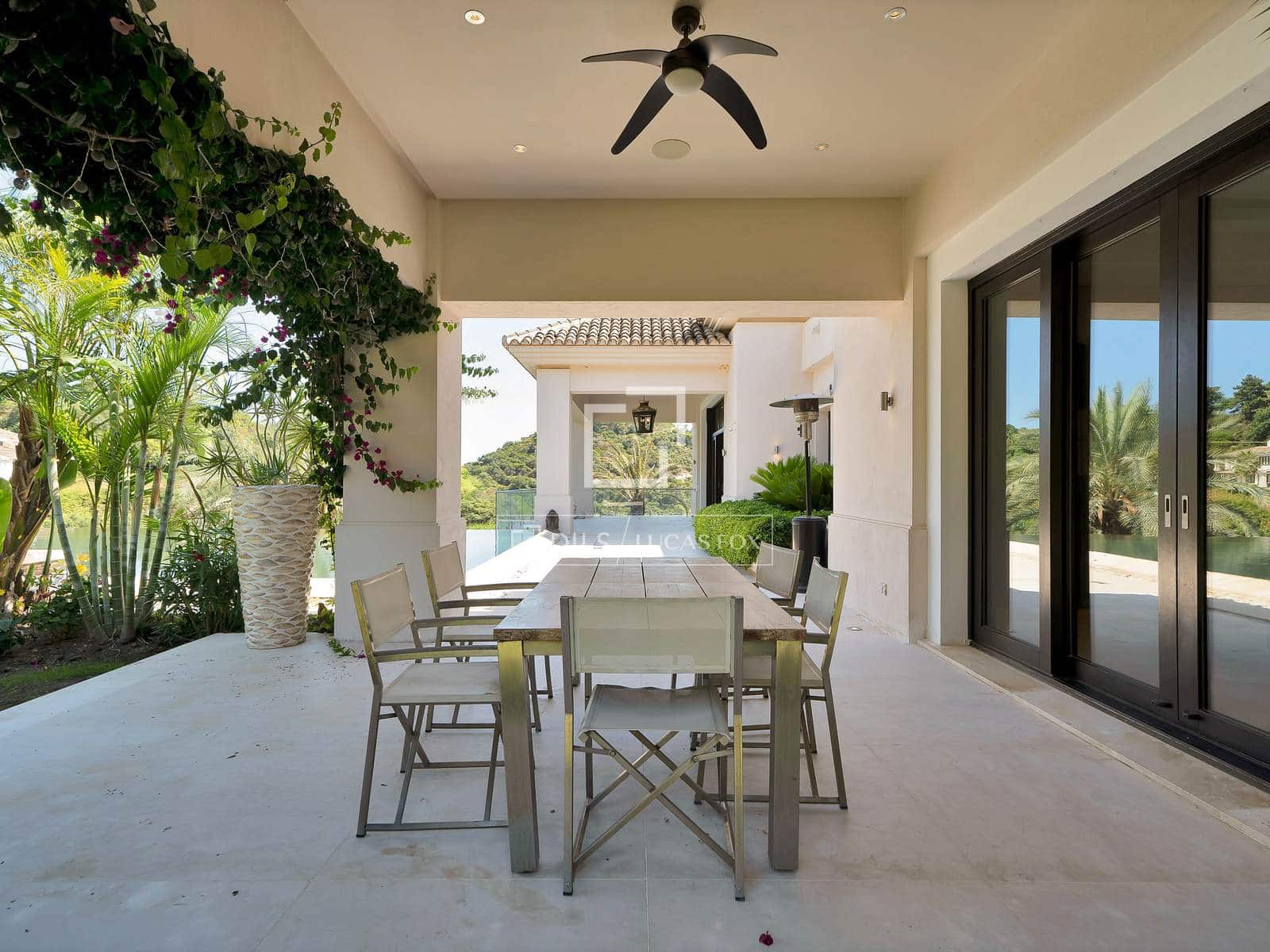 Chalet de 6 habitaciones en Benahavís en venta con piscina garaje - 15.000.000 € (Ref: 9978022)
