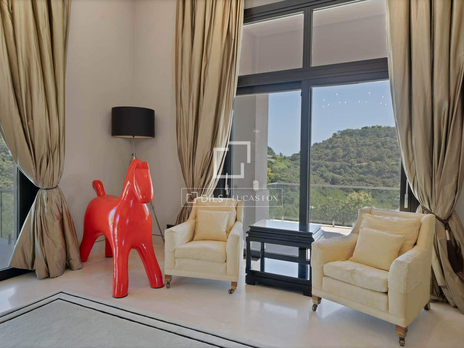 Chalet de 6 habitaciones en Benahavís en venta con piscina garaje - 15.000.000 € (Ref: 9978022)