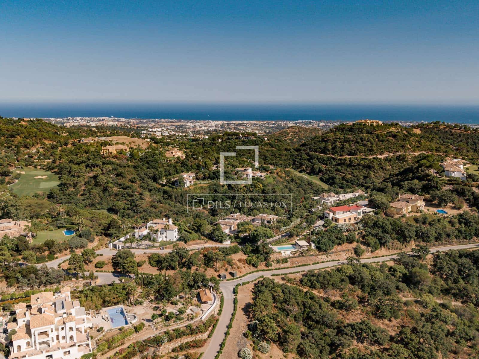 Chalet de 6 habitaciones en Benahavís en venta con piscina garaje - 15.000.000 € (Ref: 9978022)