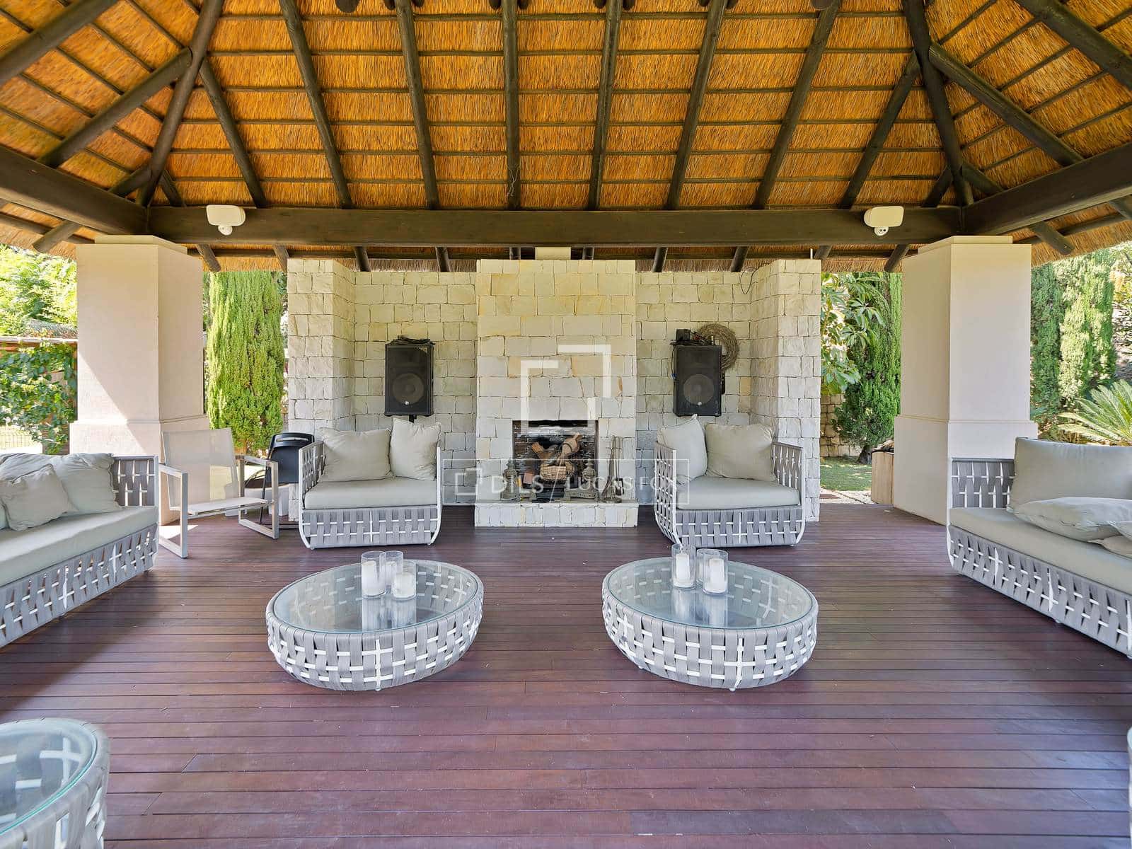 Chalet de 6 habitaciones en Benahavís en venta con piscina garaje - 15.000.000 € (Ref: 9978022)