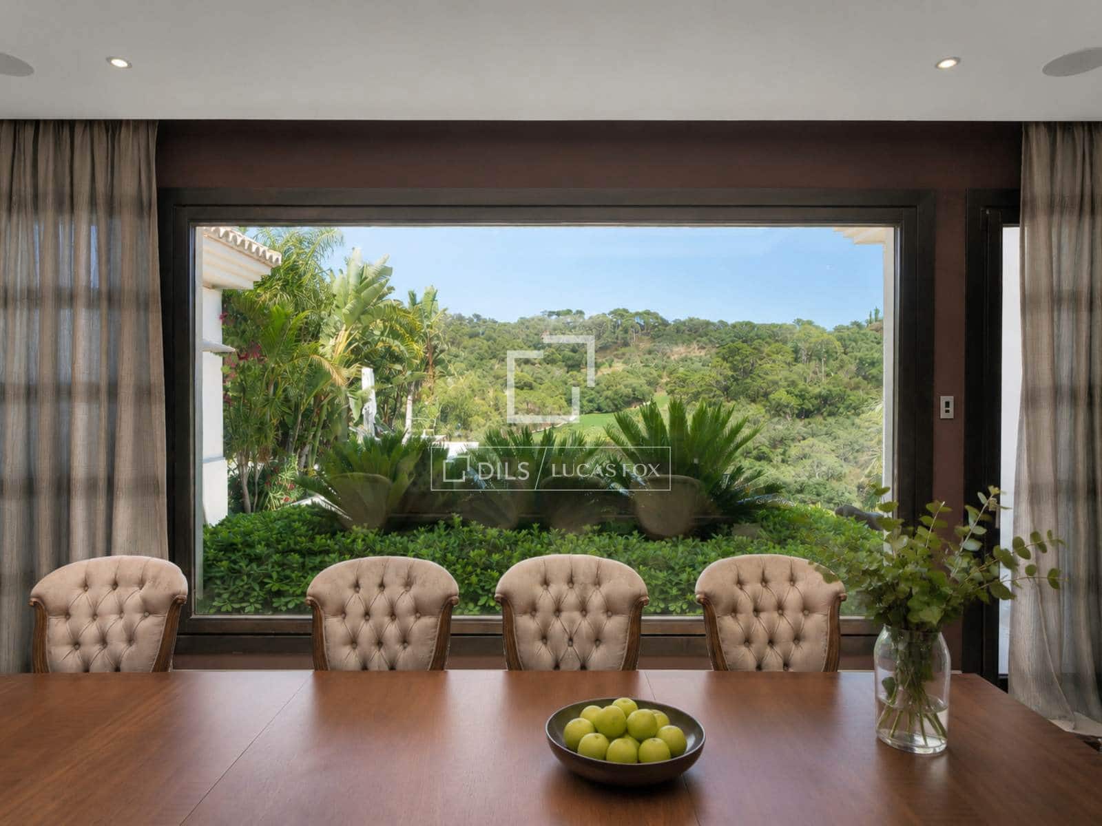 6 bedroom Villa for sale in Benahavis with pool garage - € 15,000,000 (Ref: 9978022)