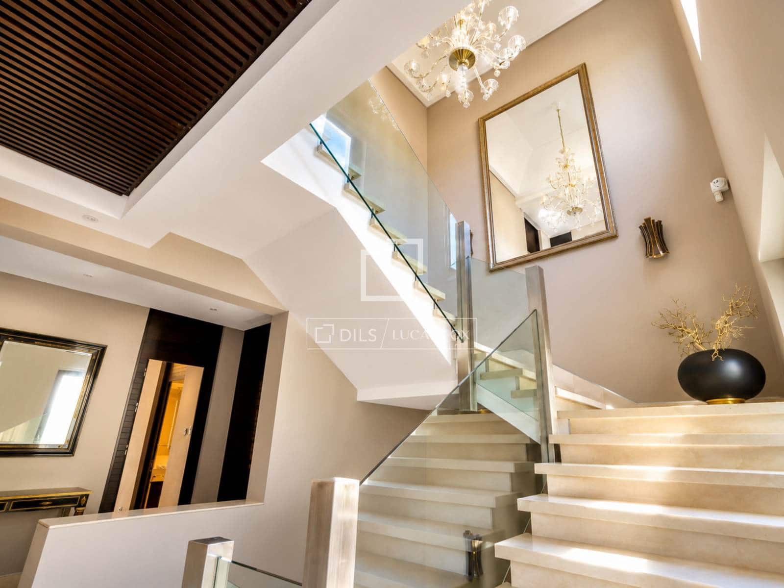 6 bedroom Villa for sale in Benahavis with pool garage - € 15,000,000 (Ref: 9978022)