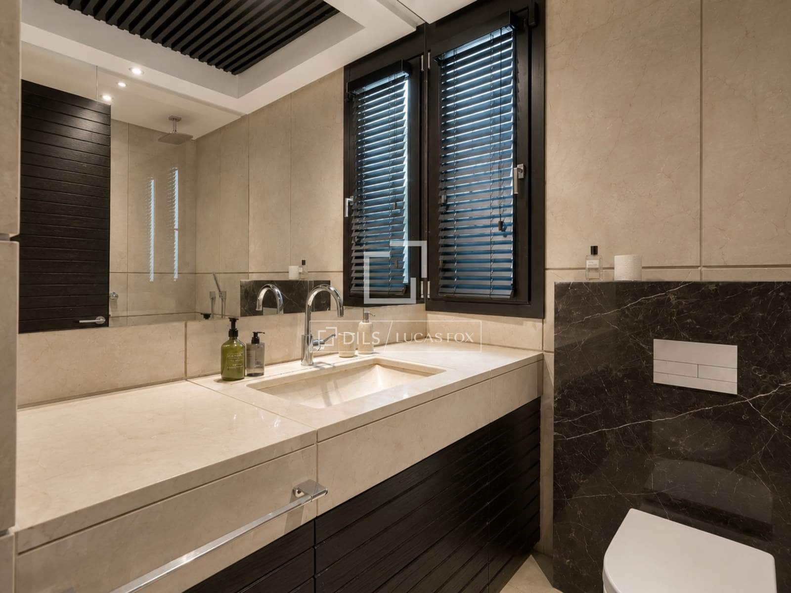 6 bedroom Villa for sale in Benahavis with pool garage - € 15,000,000 (Ref: 9978022)