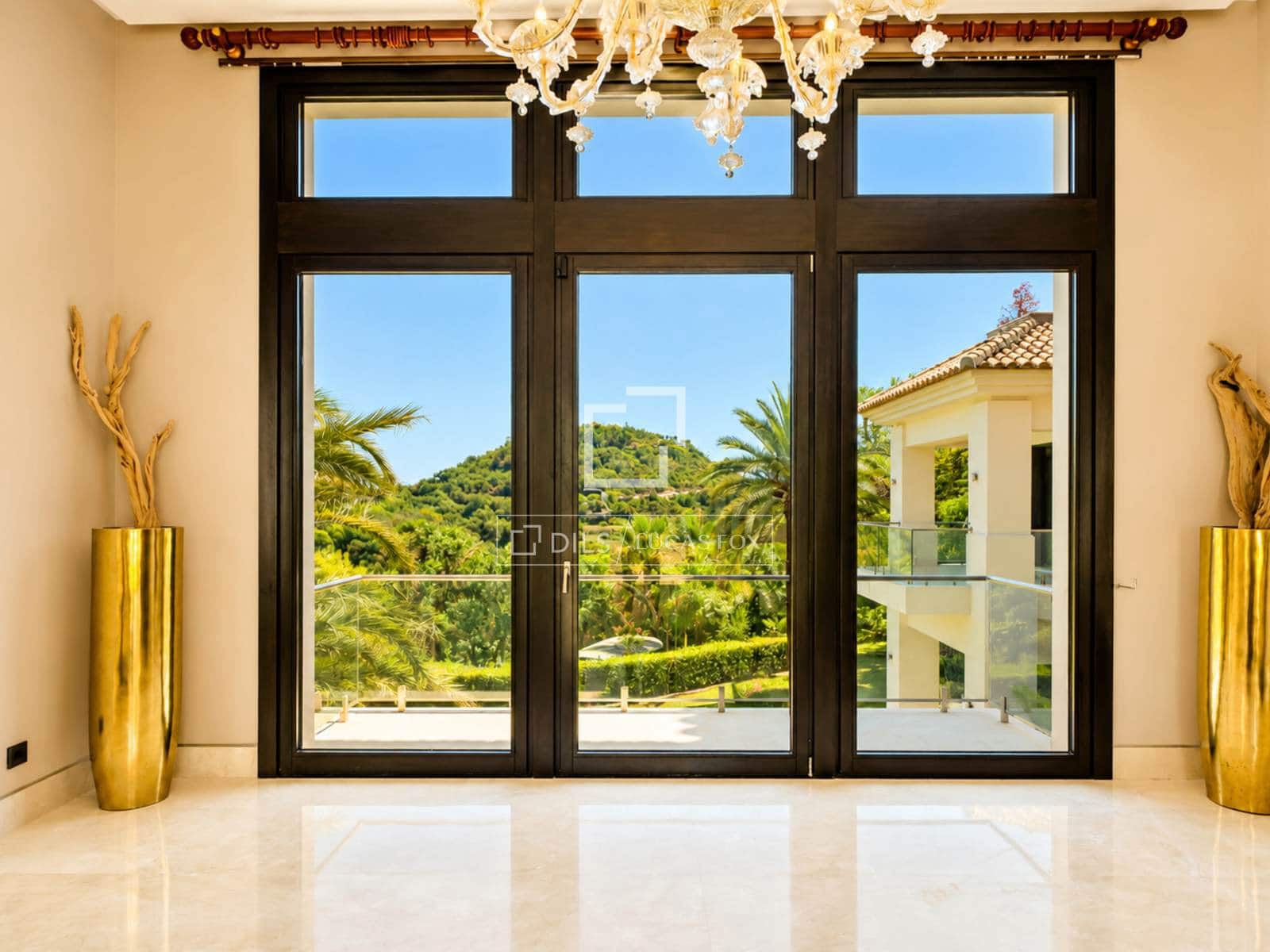 6 bedroom Villa for sale in Benahavis with pool garage - € 15,000,000 (Ref: 9978022)