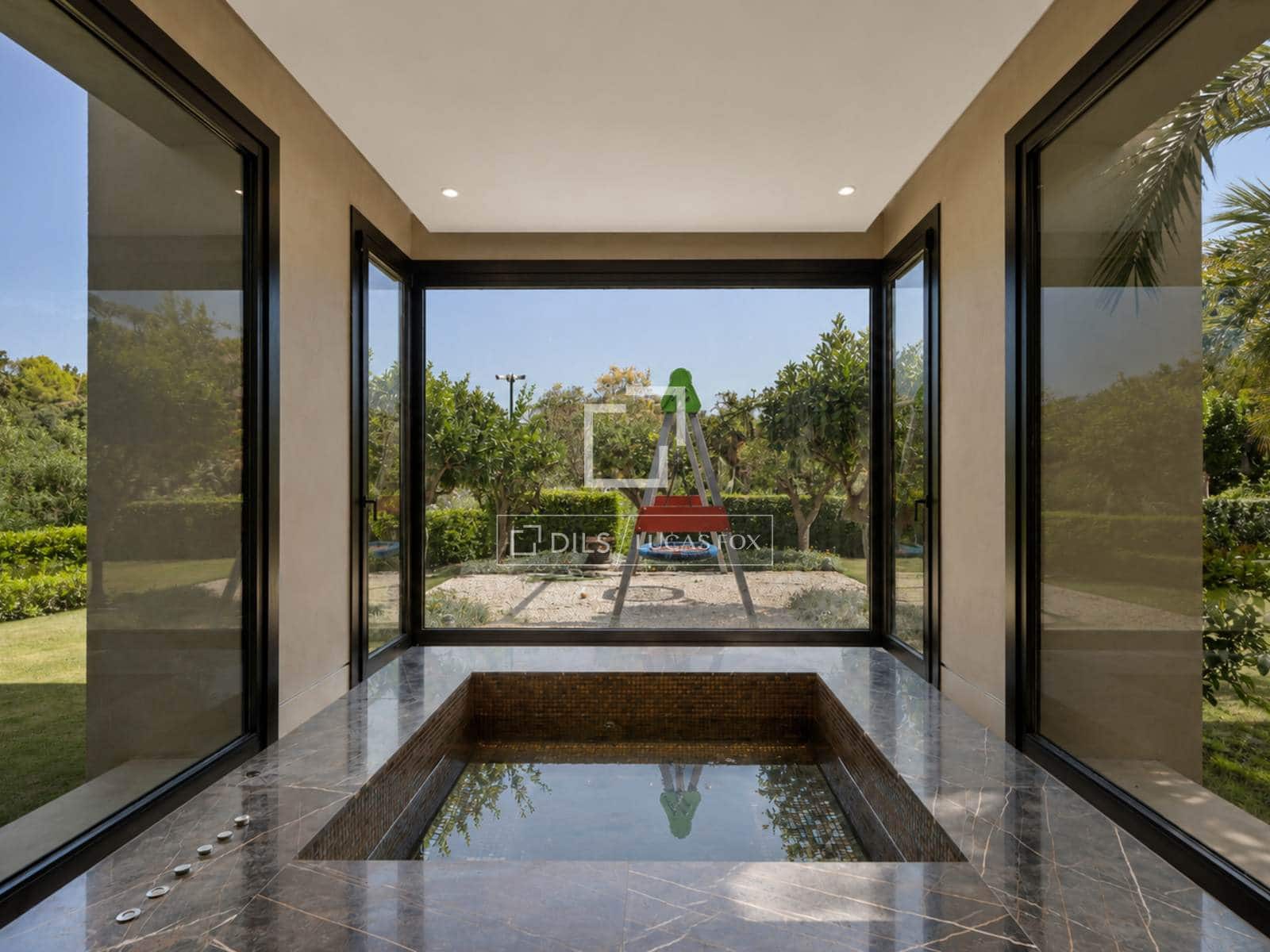 6 bedroom Villa for sale in Benahavis with pool garage - € 15,000,000 (Ref: 9978022)