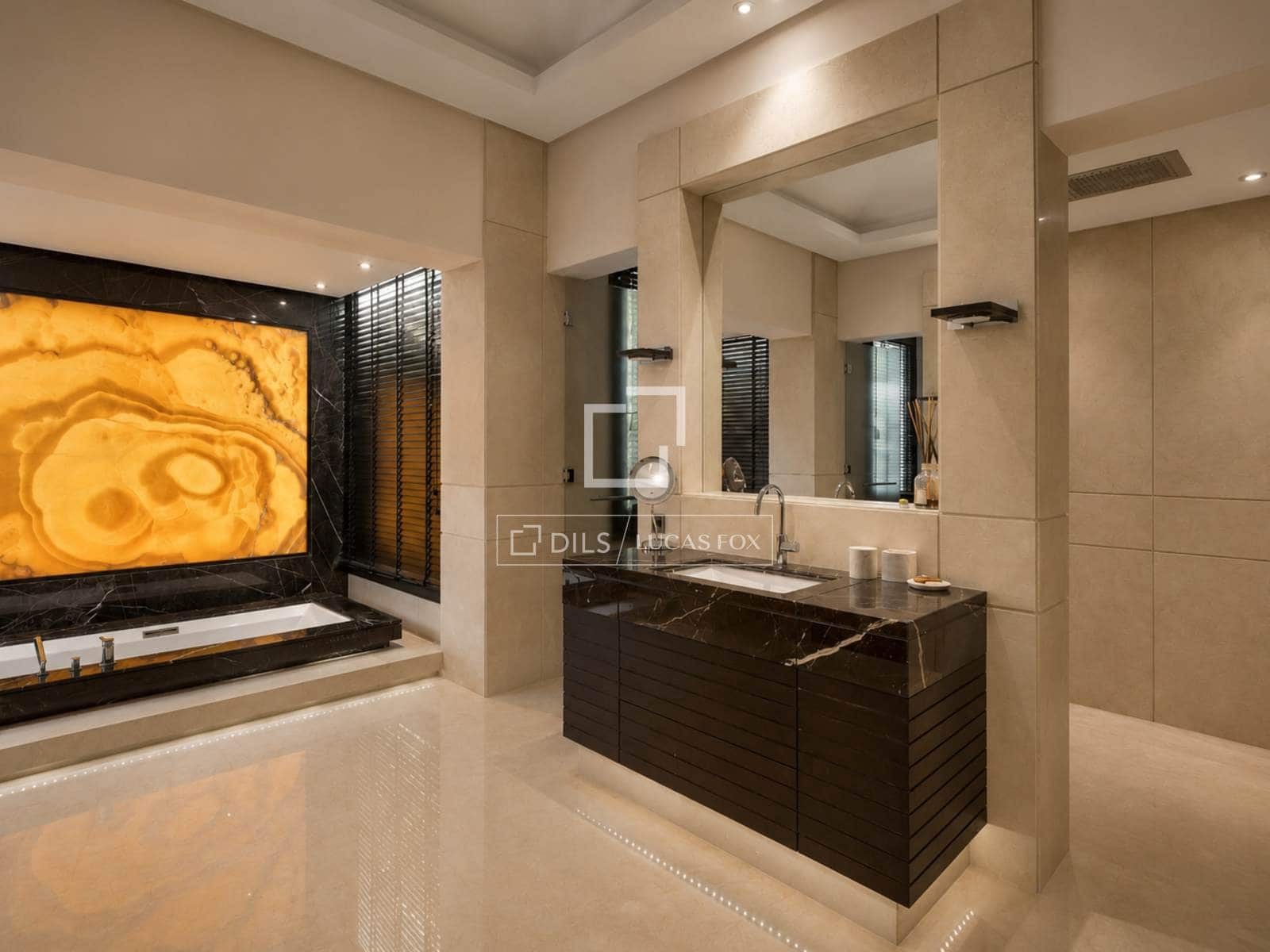 6 bedroom Villa for sale in Benahavis with pool garage - € 15,000,000 (Ref: 9978022)