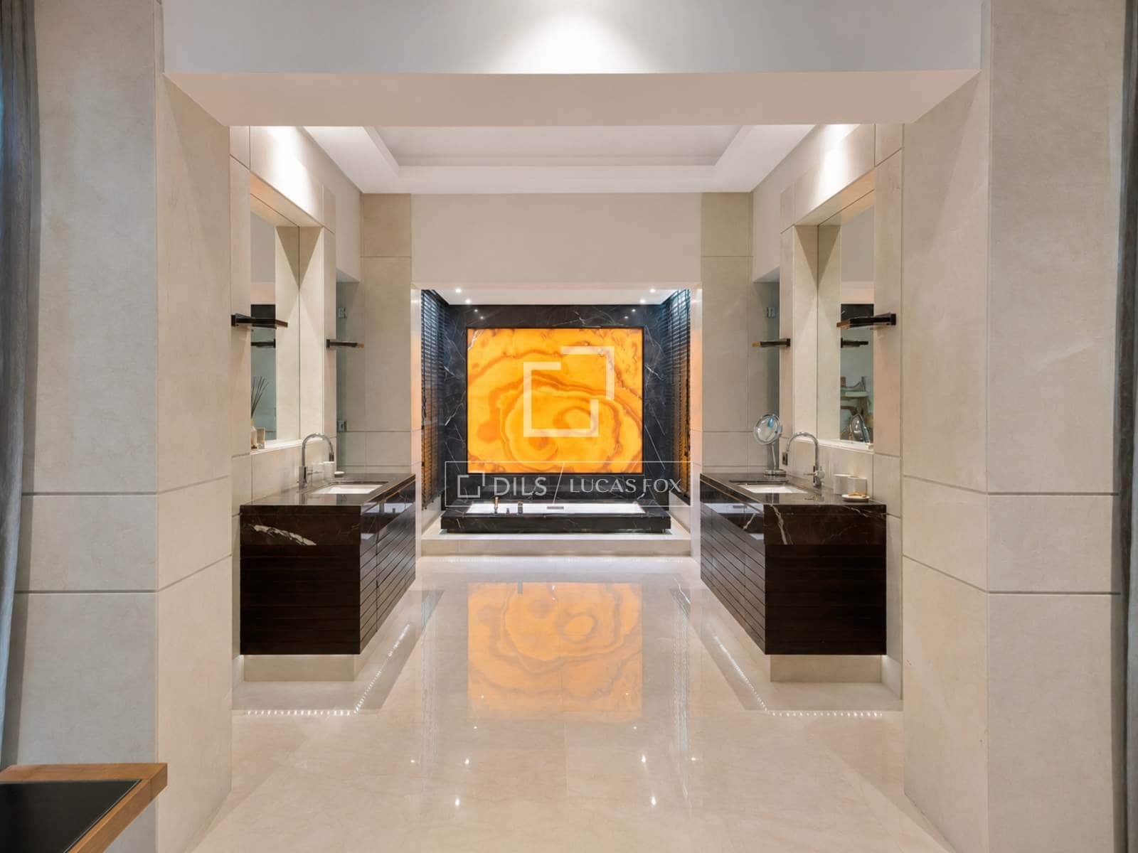 6 bedroom Villa for sale in Benahavis with pool garage - € 15,000,000 (Ref: 9978022)