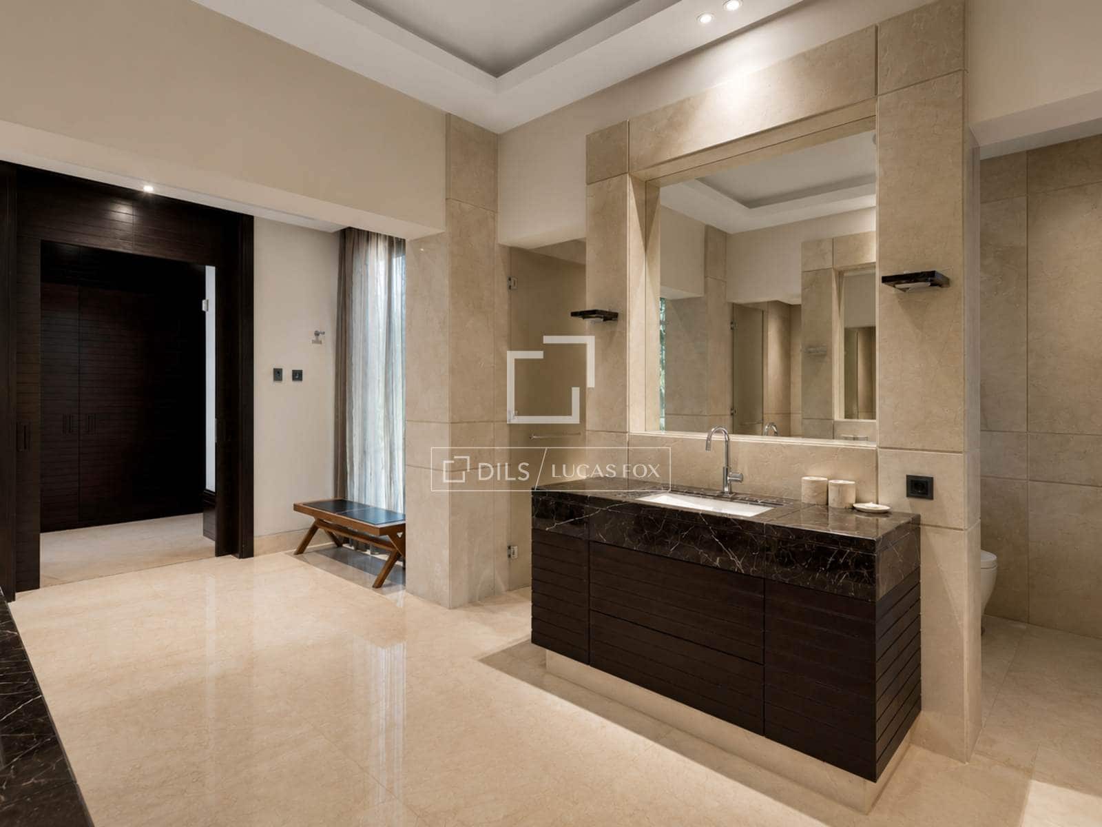 6 bedroom Villa for sale in Benahavis with pool garage - € 15,000,000 (Ref: 9978022)