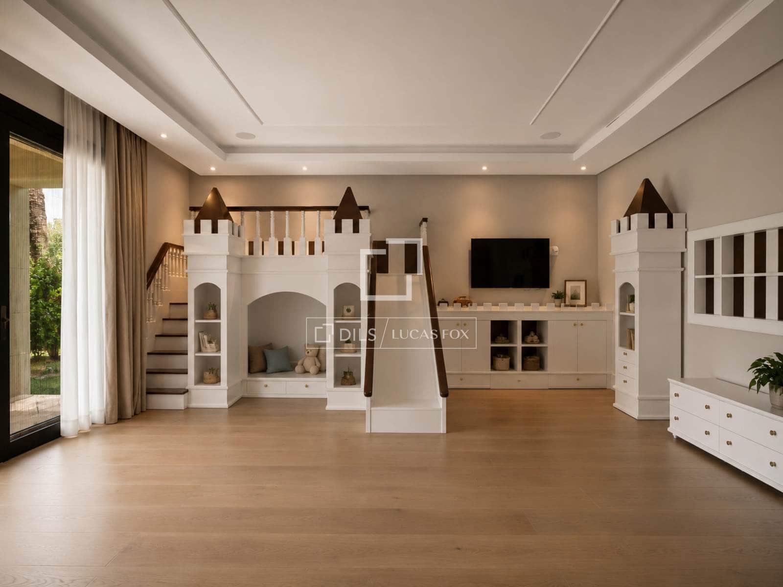 6 bedroom Villa for sale in Benahavis with pool garage - € 15,000,000 (Ref: 9978022)