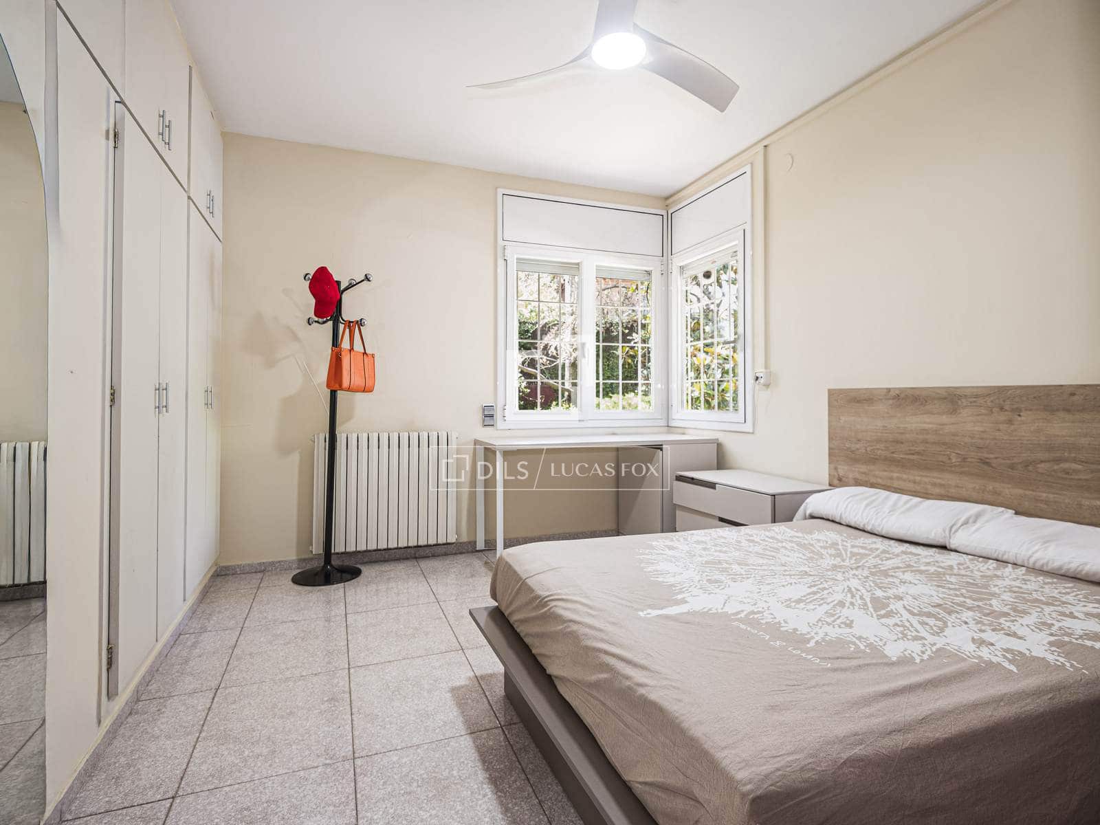 4 soveværelse Villa til salg i Bellaterra med swimmingpool garage - € 1.380.000 (Ref: 9978023)