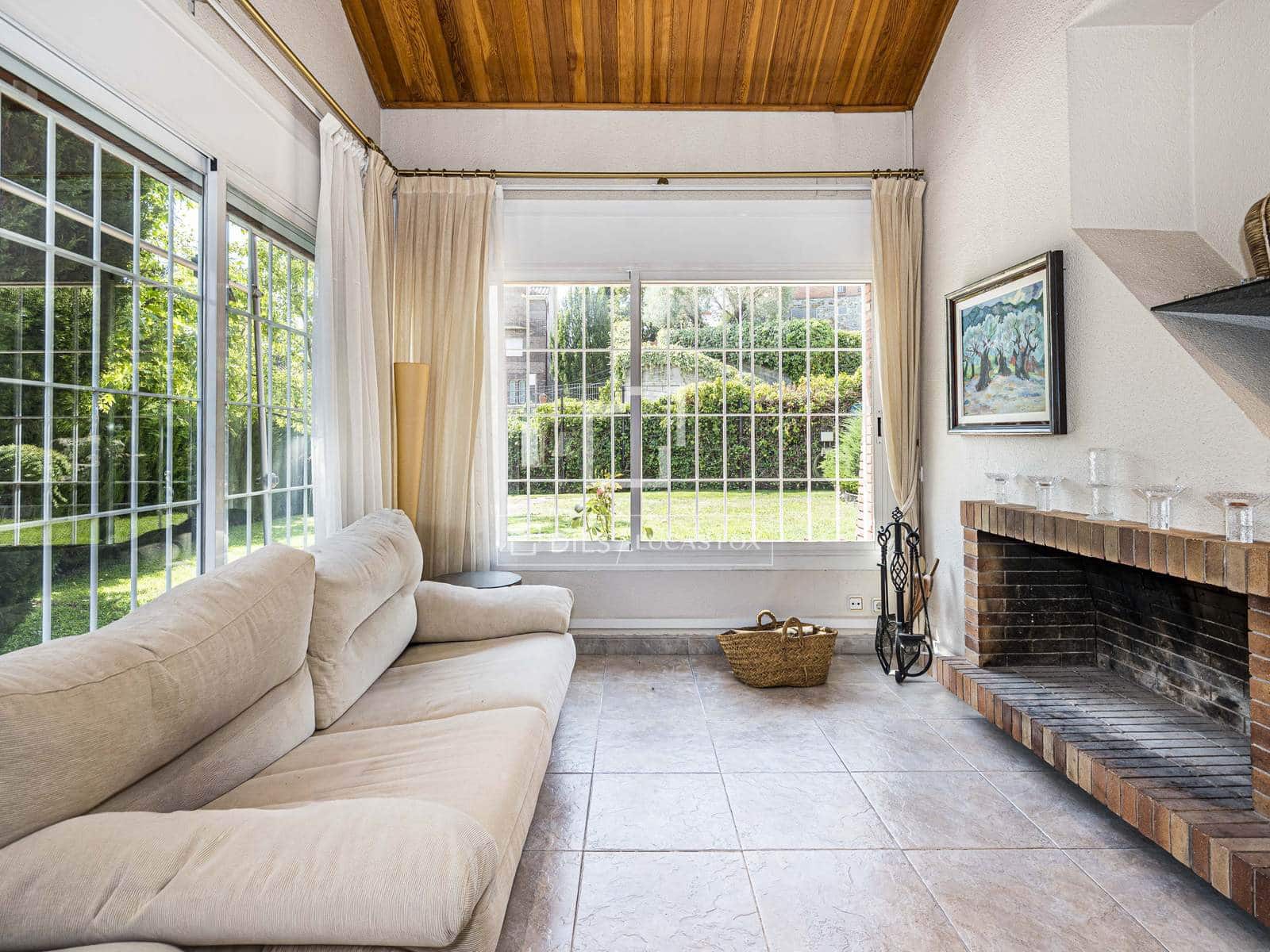 4 soveværelse Villa til salg i Bellaterra med swimmingpool garage - € 1.380.000 (Ref: 9978023)